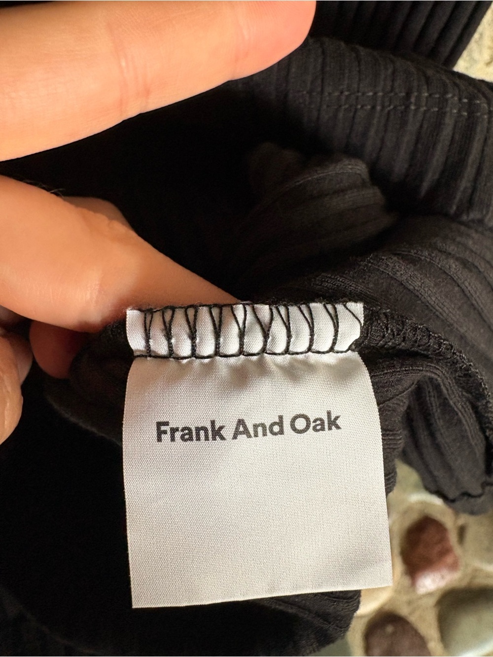 Frank & Oak Black Ribbed Fitted Mid-Sleeve Shirt Top size small S SP - Picture 4 of 6